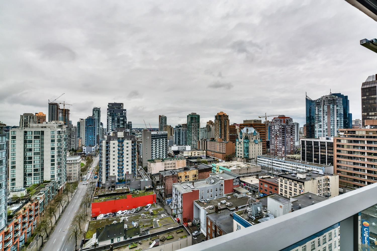 Listing Image 12