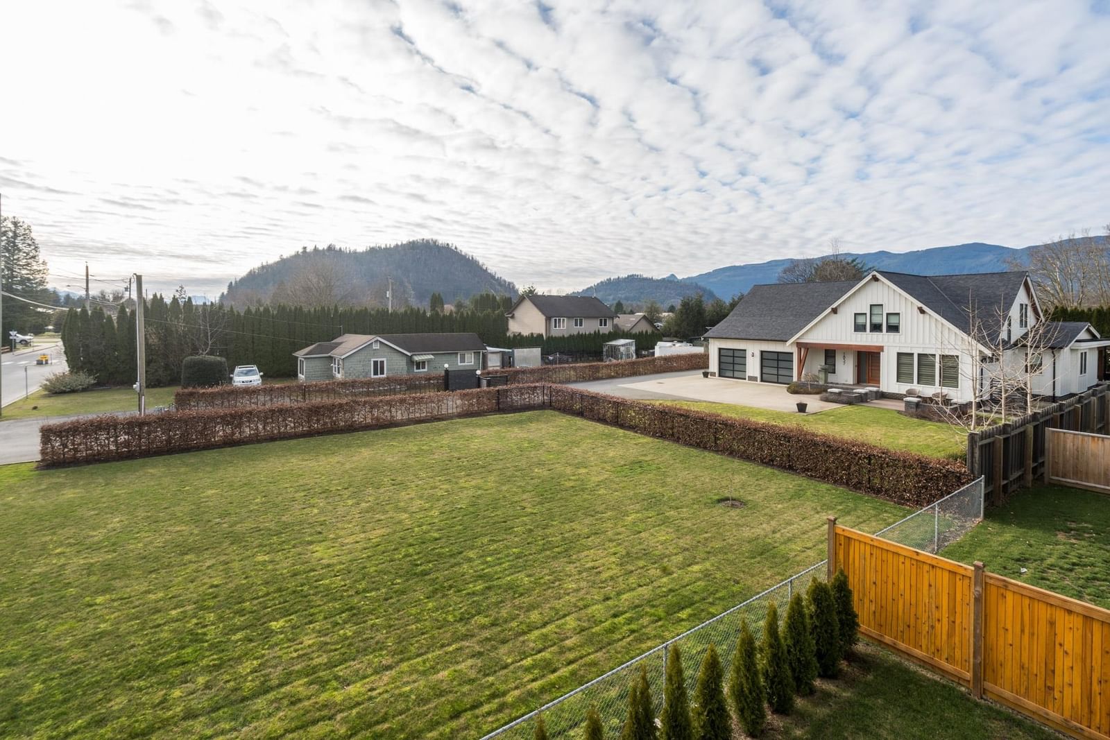 Listing Image 23