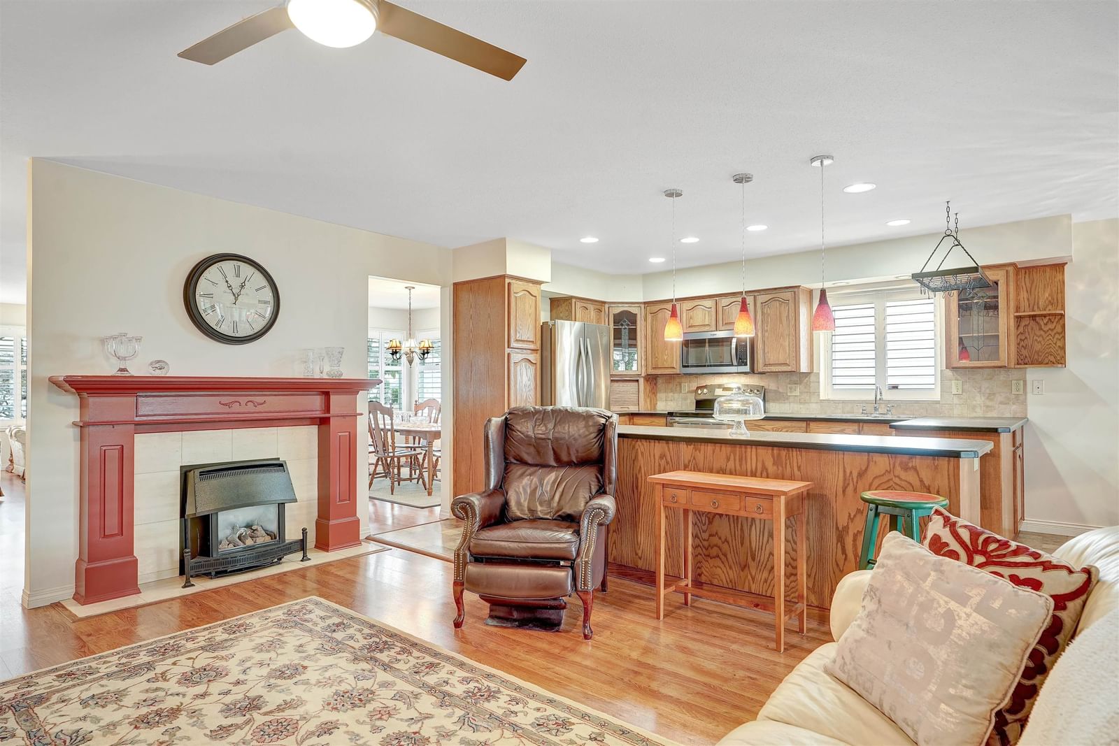 Listing Image 15
