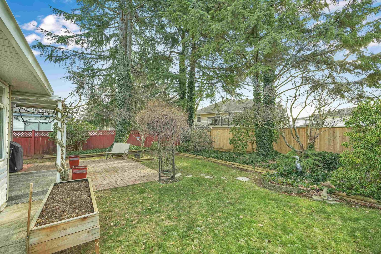 Listing Image 37