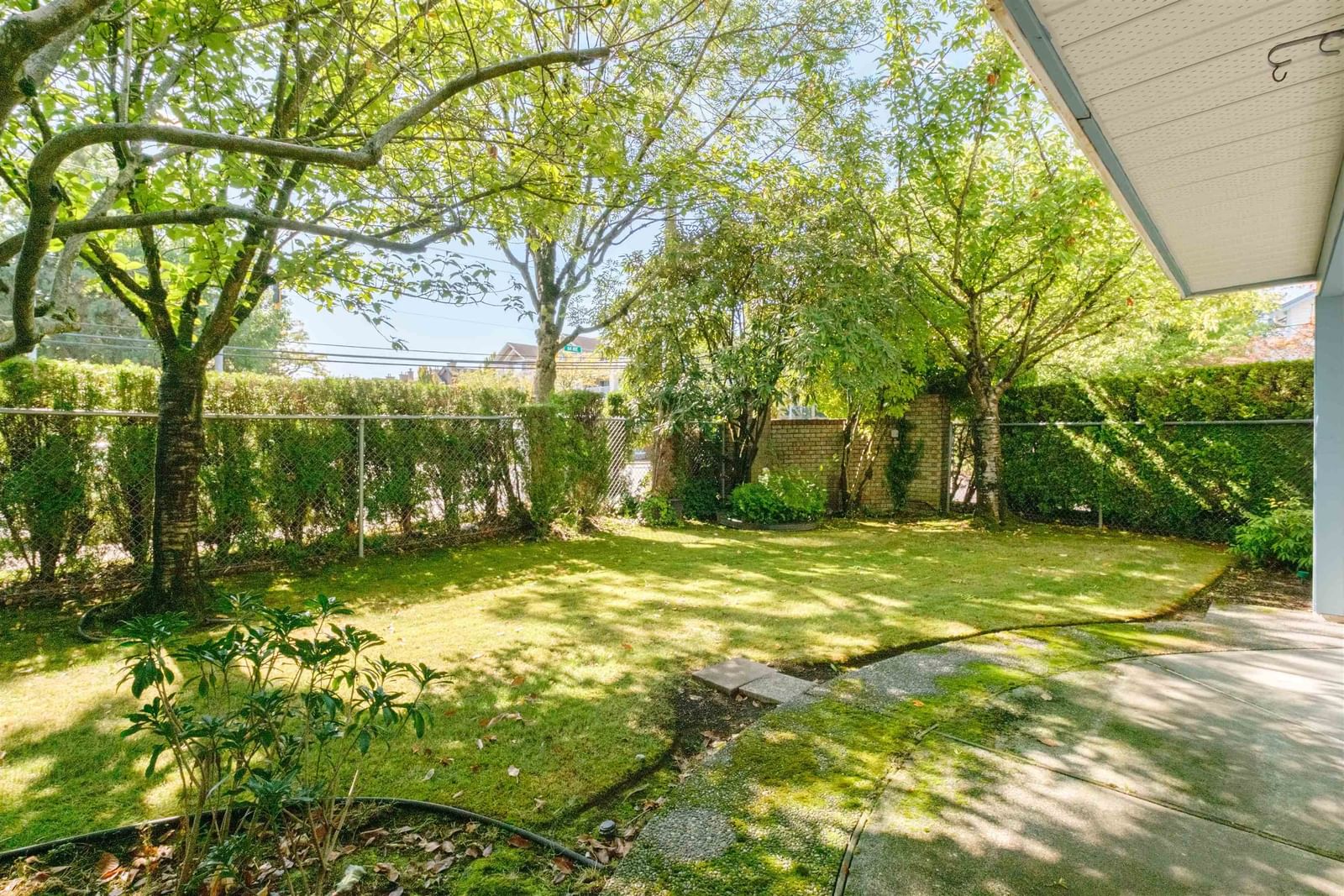 Listing Image 18