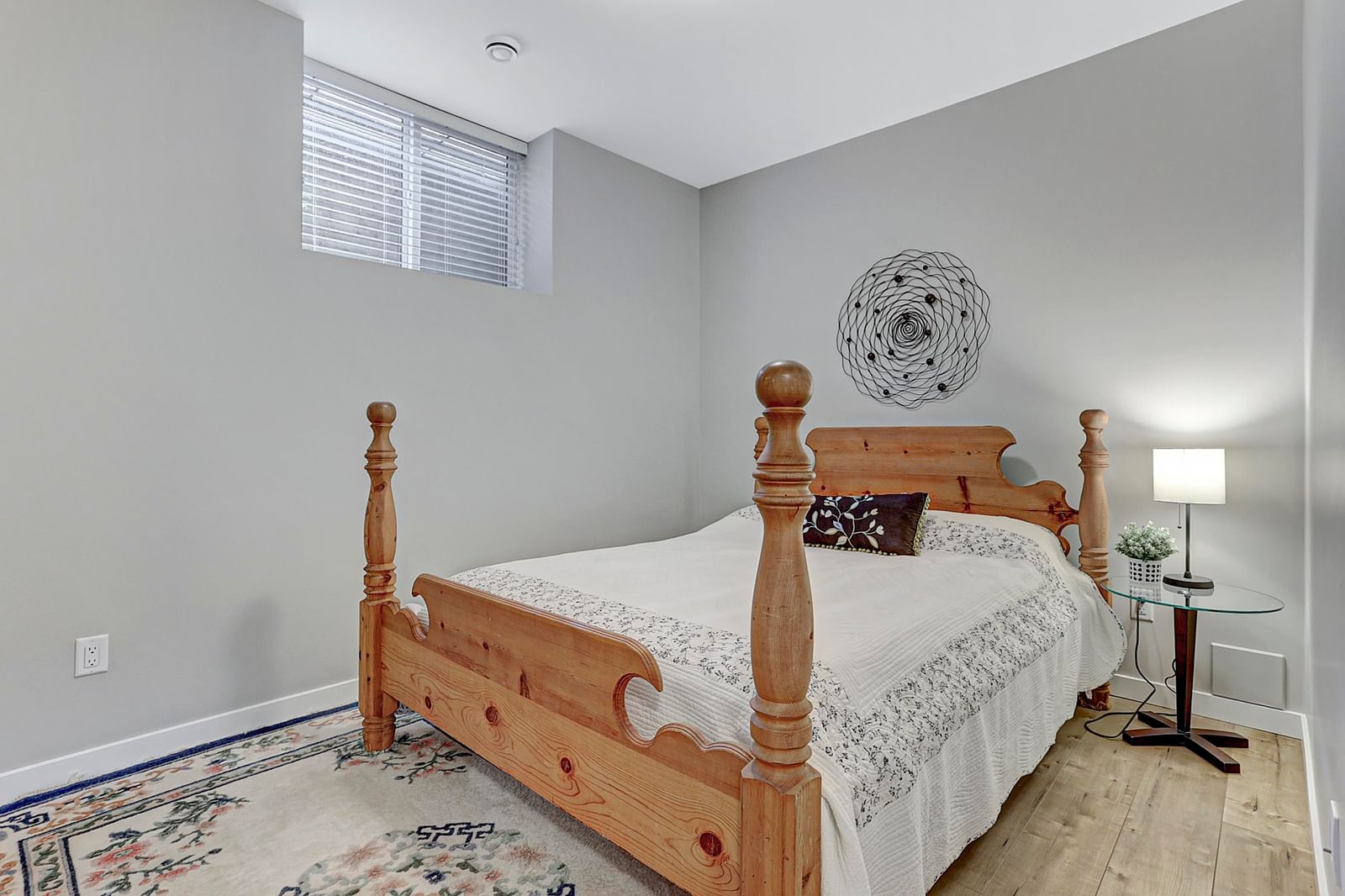 Listing Image 21