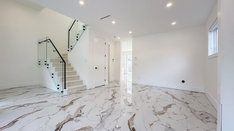 10655 No. 1 Road, Richmond, V7E 2E8 | Image 2