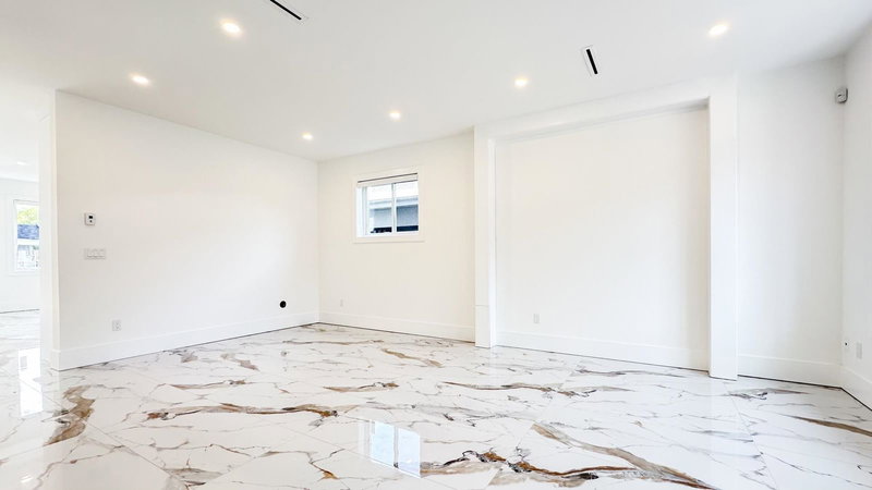 10655 No. 1 Road, Richmond, V7E 2E8 | Image 3