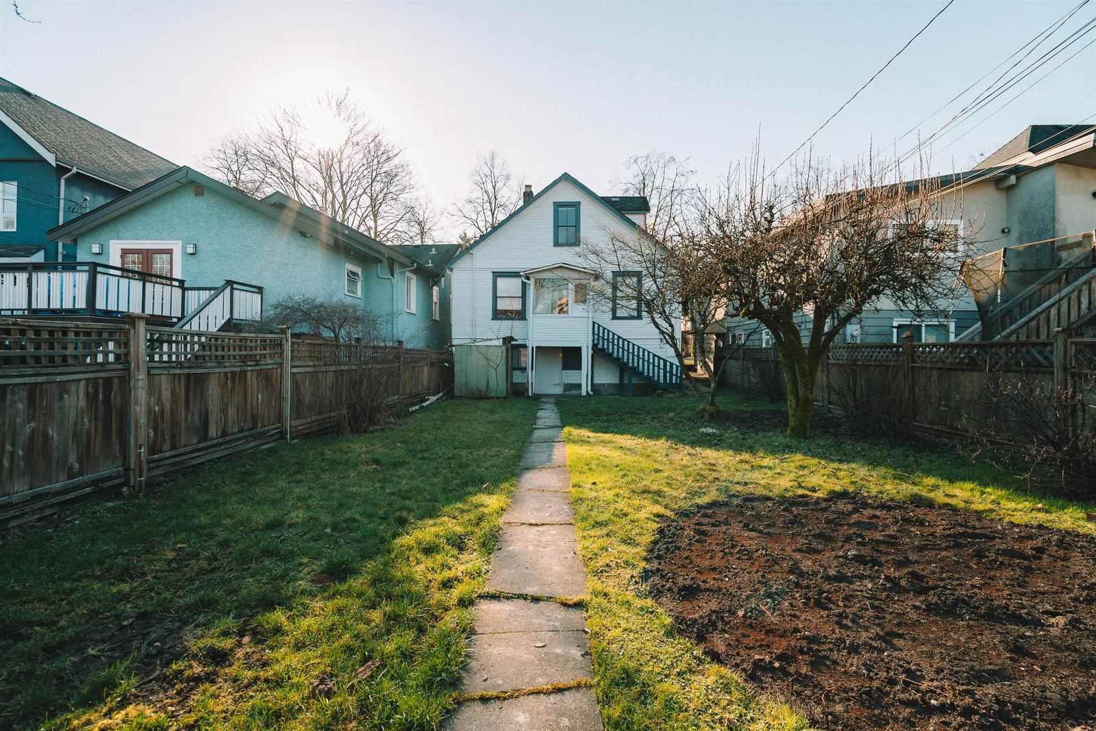 Listing Image 17