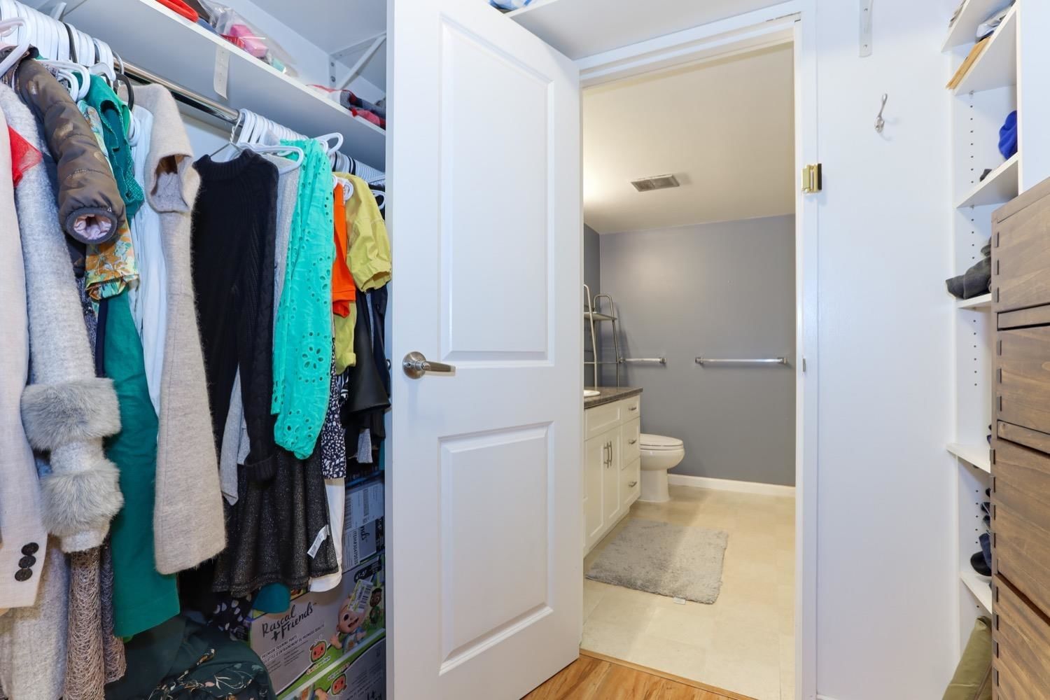 Listing Image 20