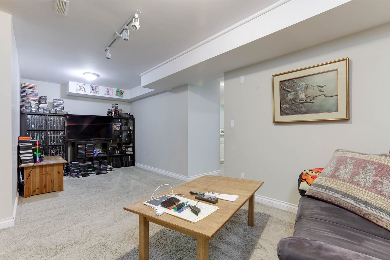 Listing Image 23