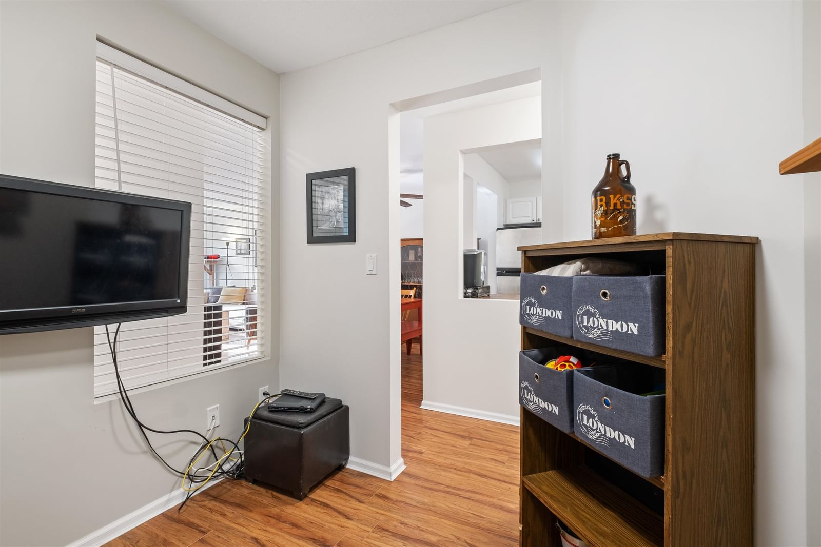 Listing Image 13