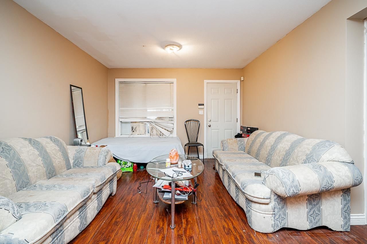 Listing Image 20