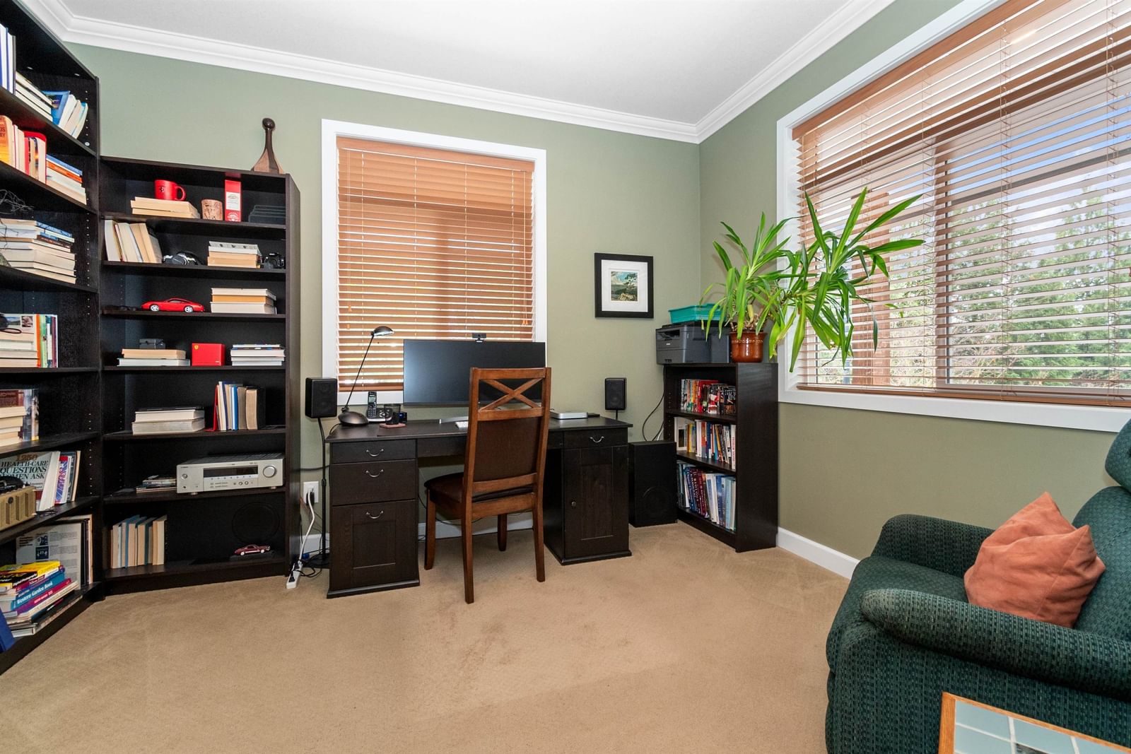 Listing Image 11