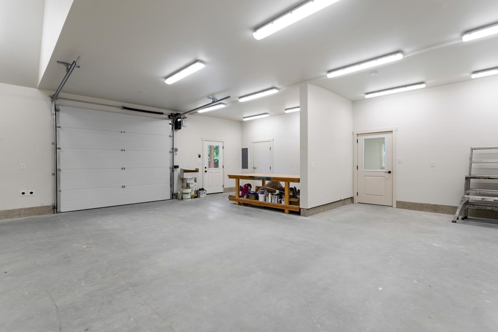 Listing Image 39