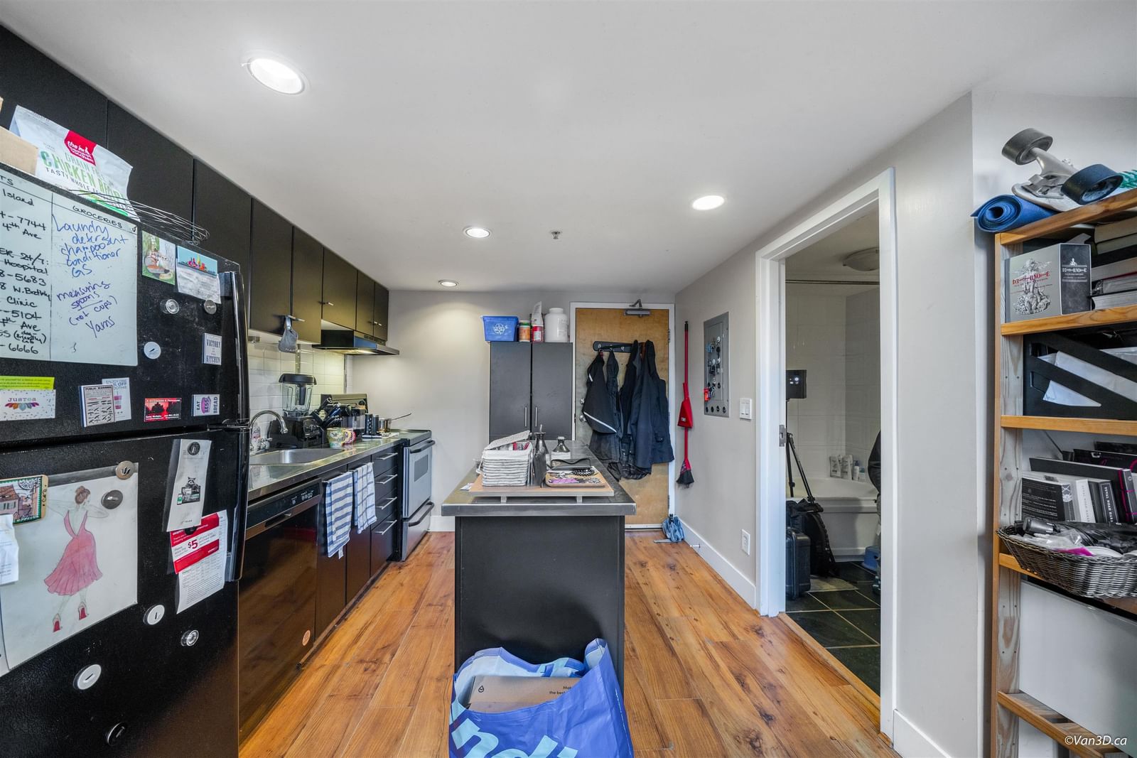 Listing Image 16