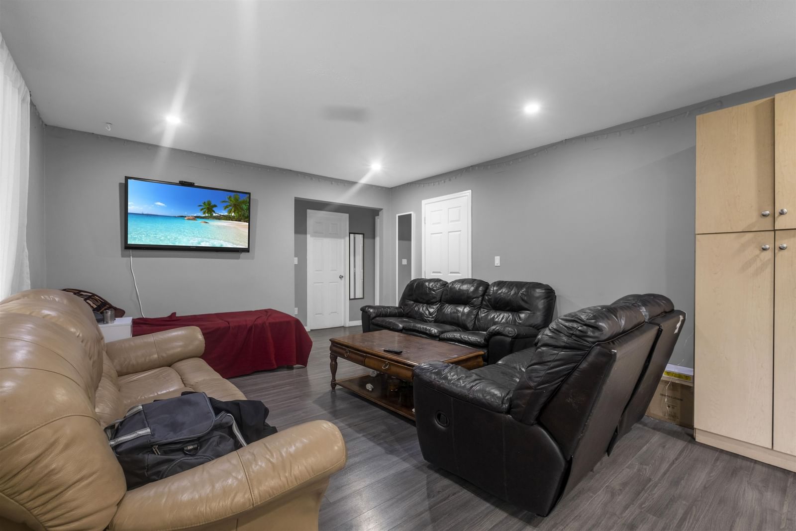 Listing Image 21