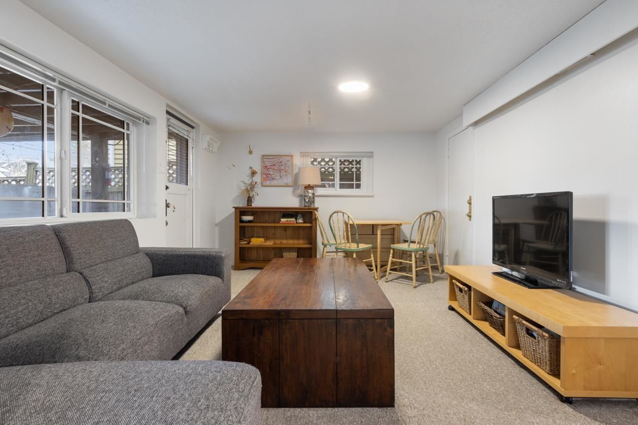 Listing Image 18