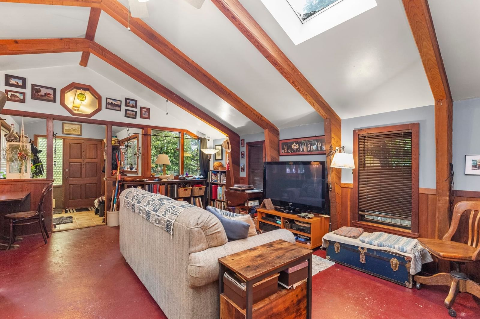 Listing Image 13
