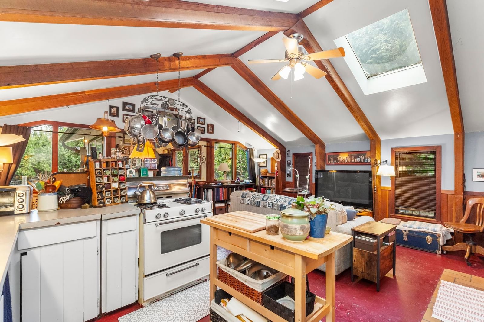 Listing Image 15