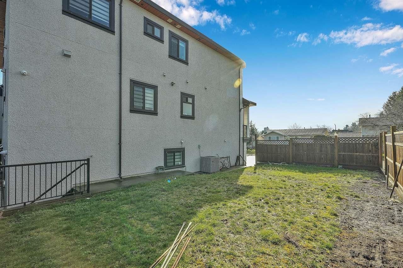 Listing Image 39