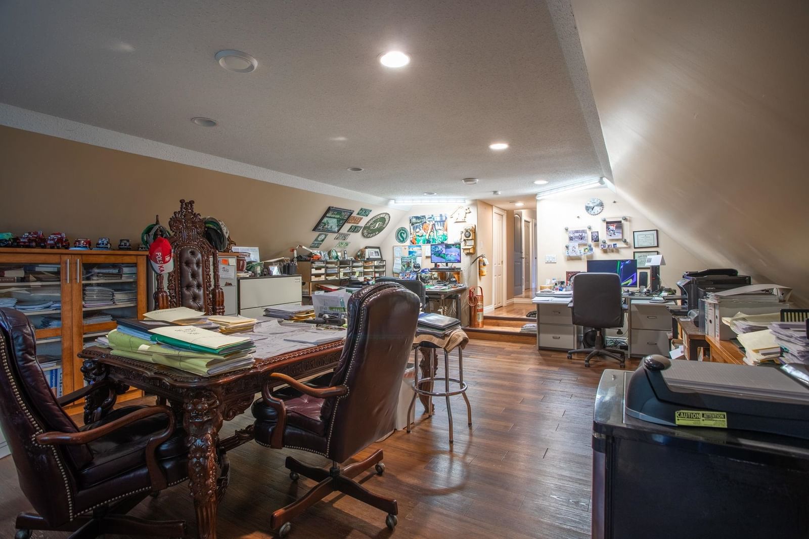 Listing Image 17