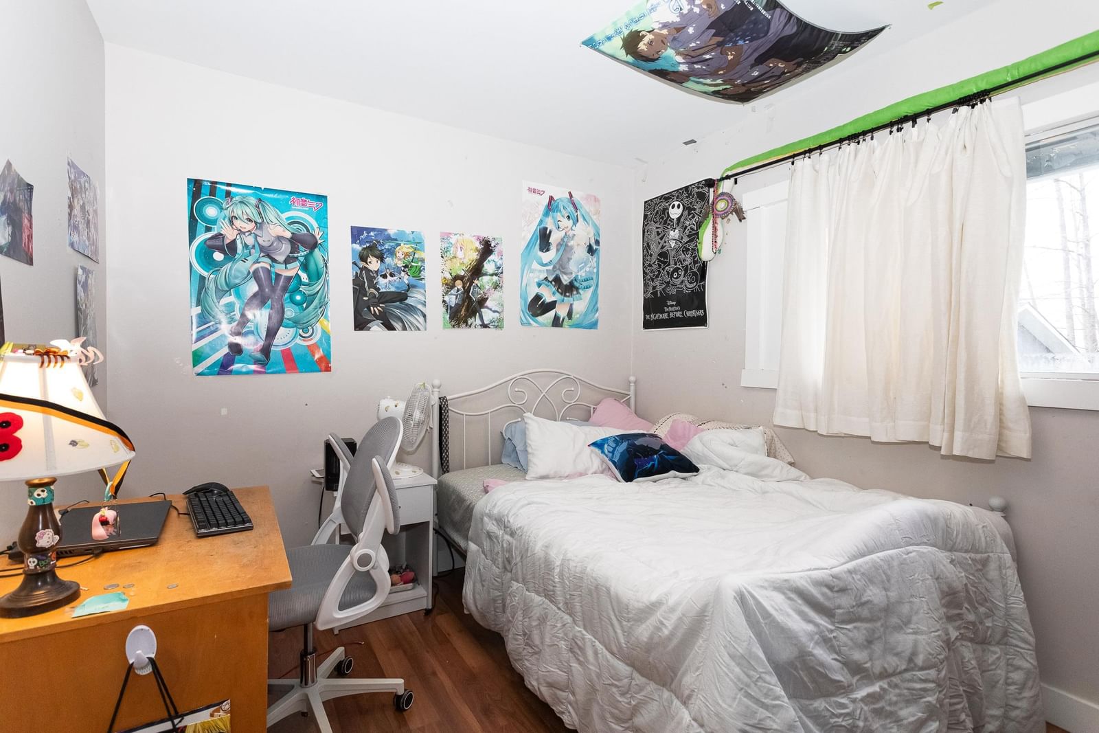 Listing Image 10