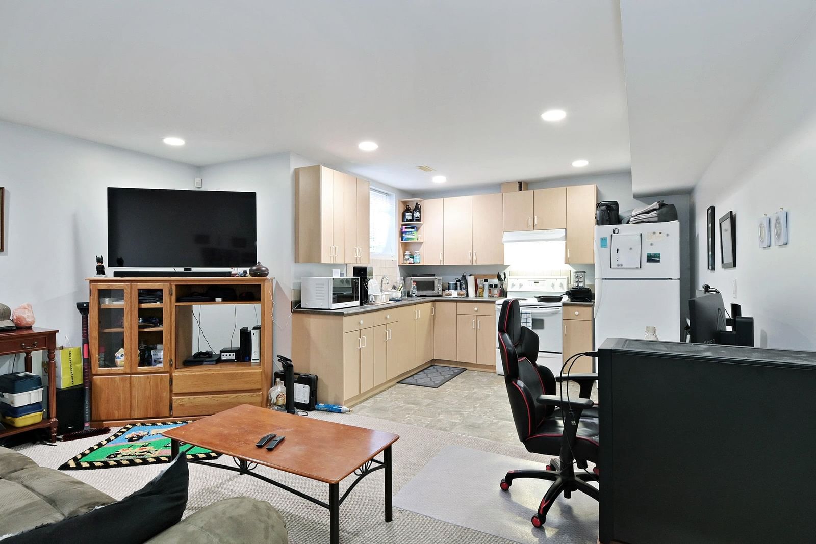 Listing Image 23
