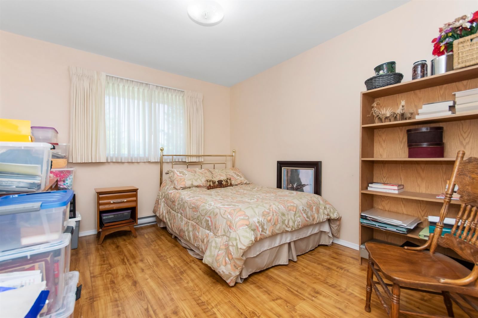Listing Image 8