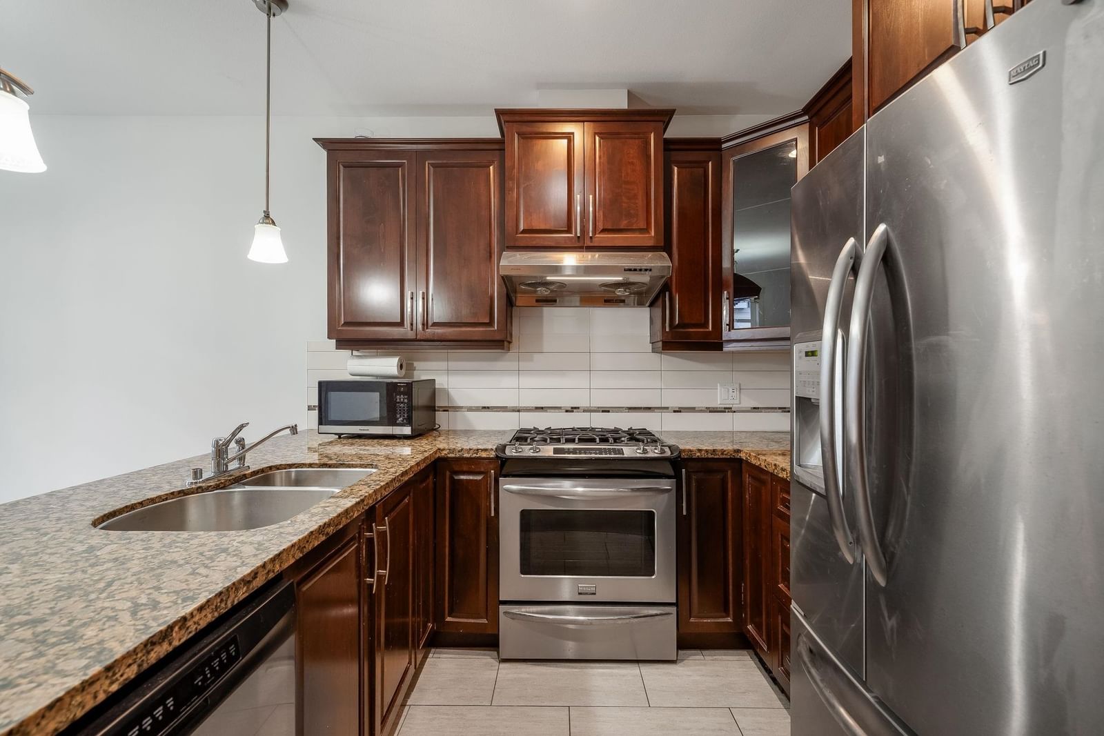 Listing Image 14