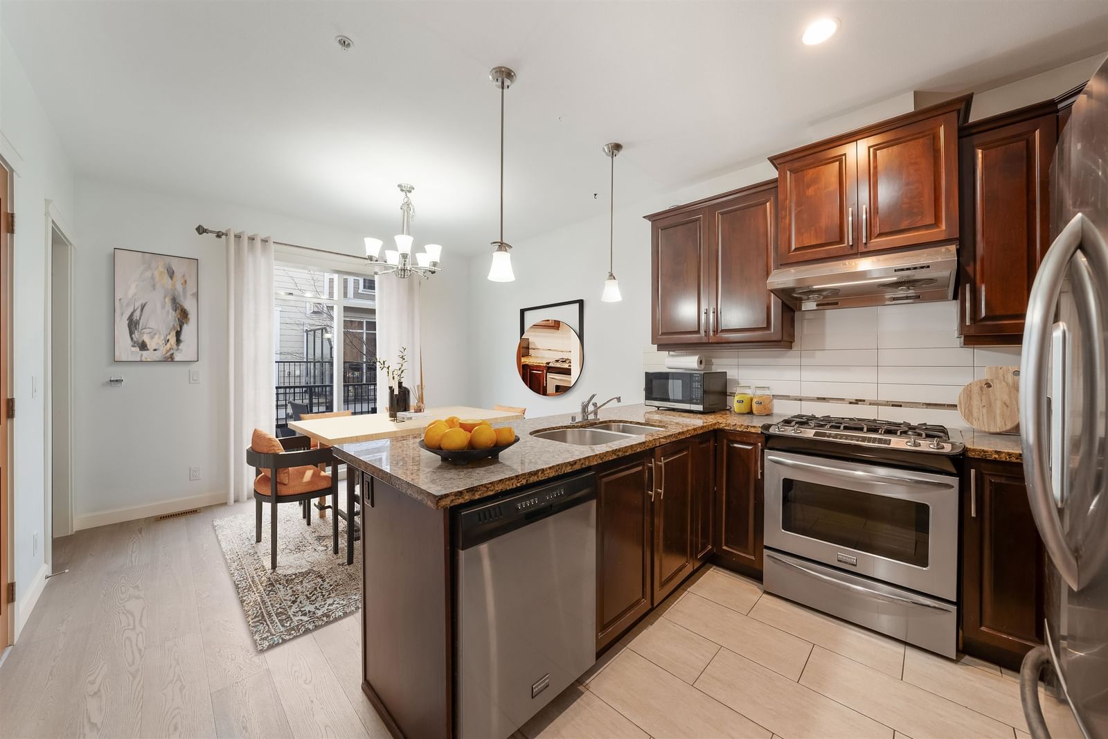 Listing Image 15