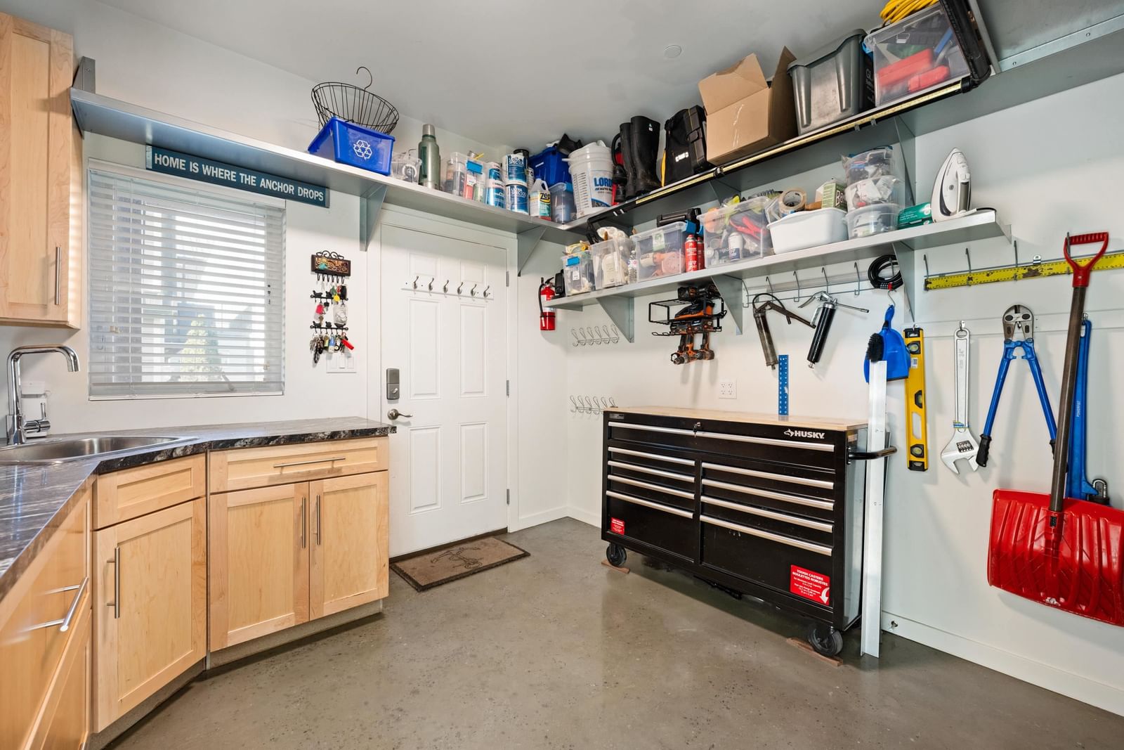 Listing Image 16