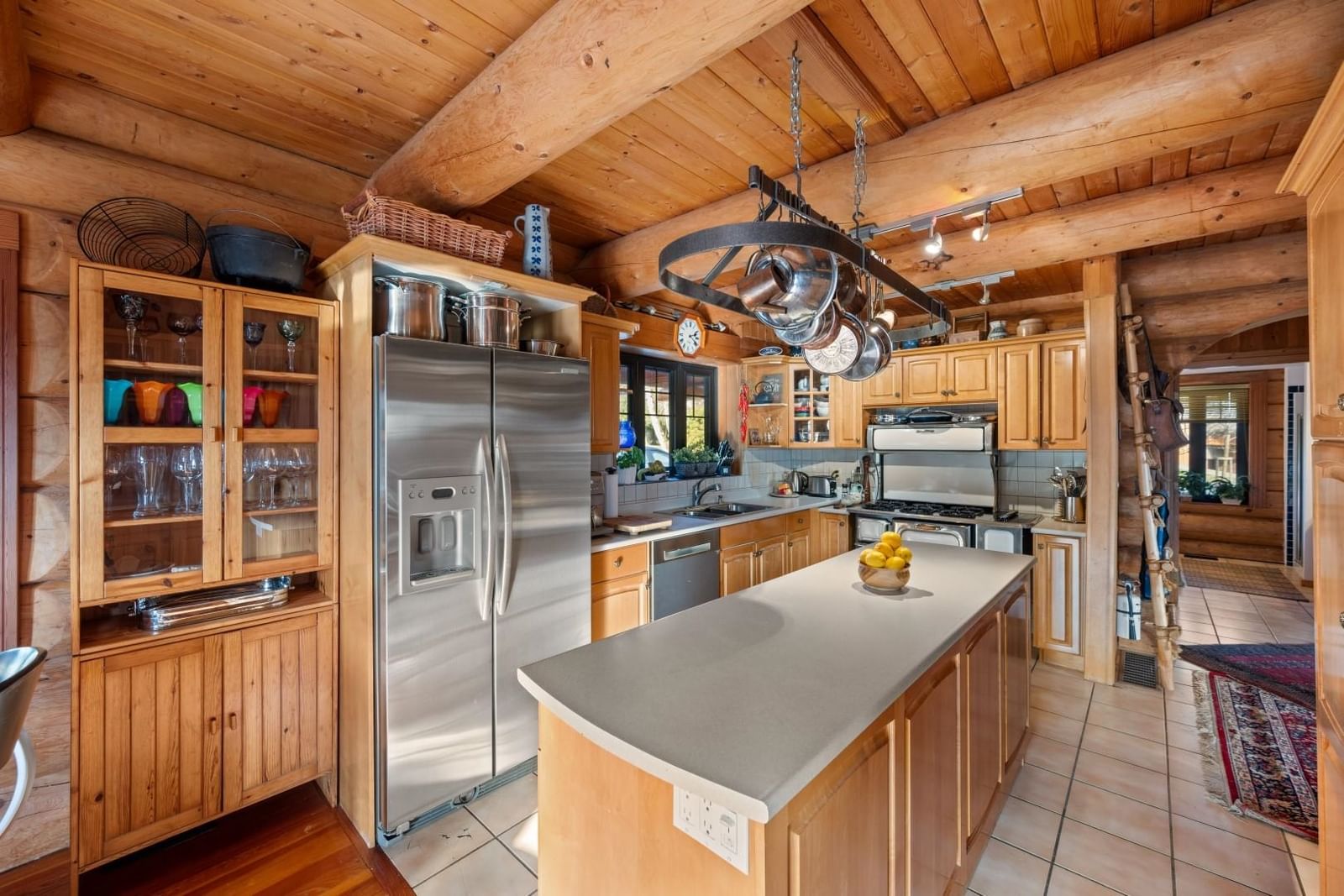 Listing Image 19