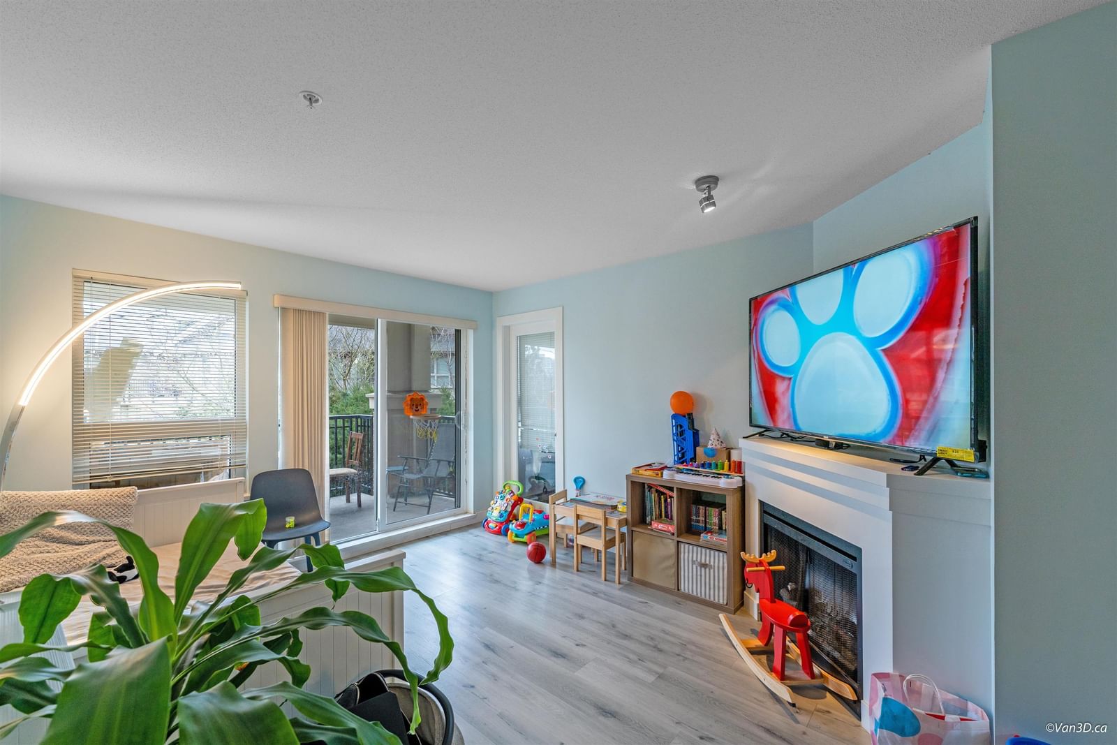 Listing Image 16