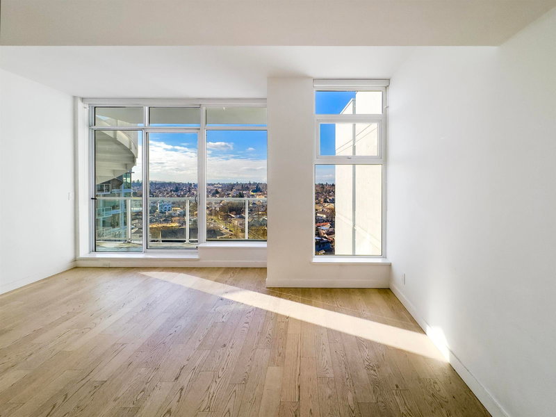 1801 - 4638 Gladstone Street, Vancouver, V5N 0G5 | Image 3