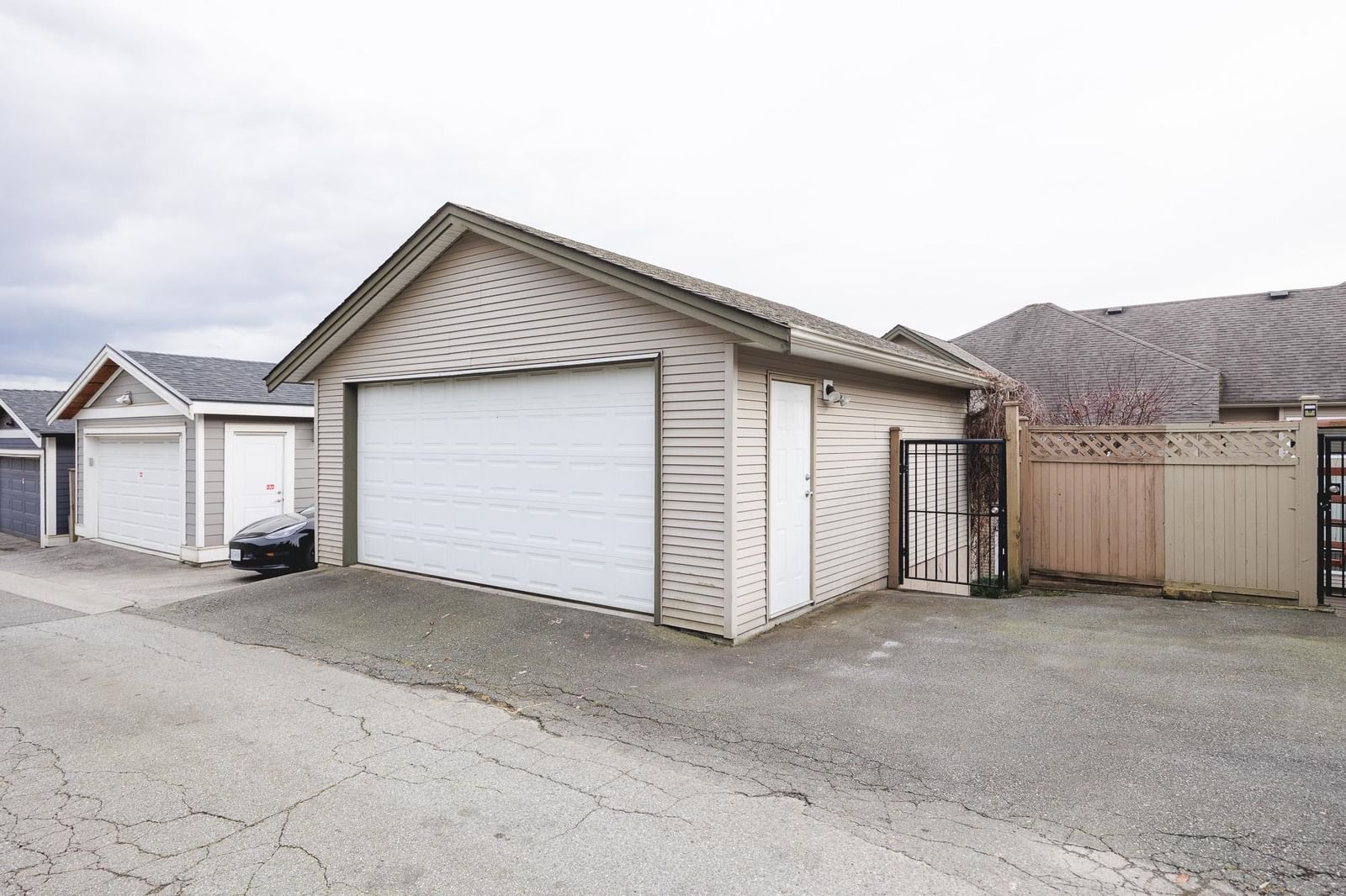 Listing Image 37