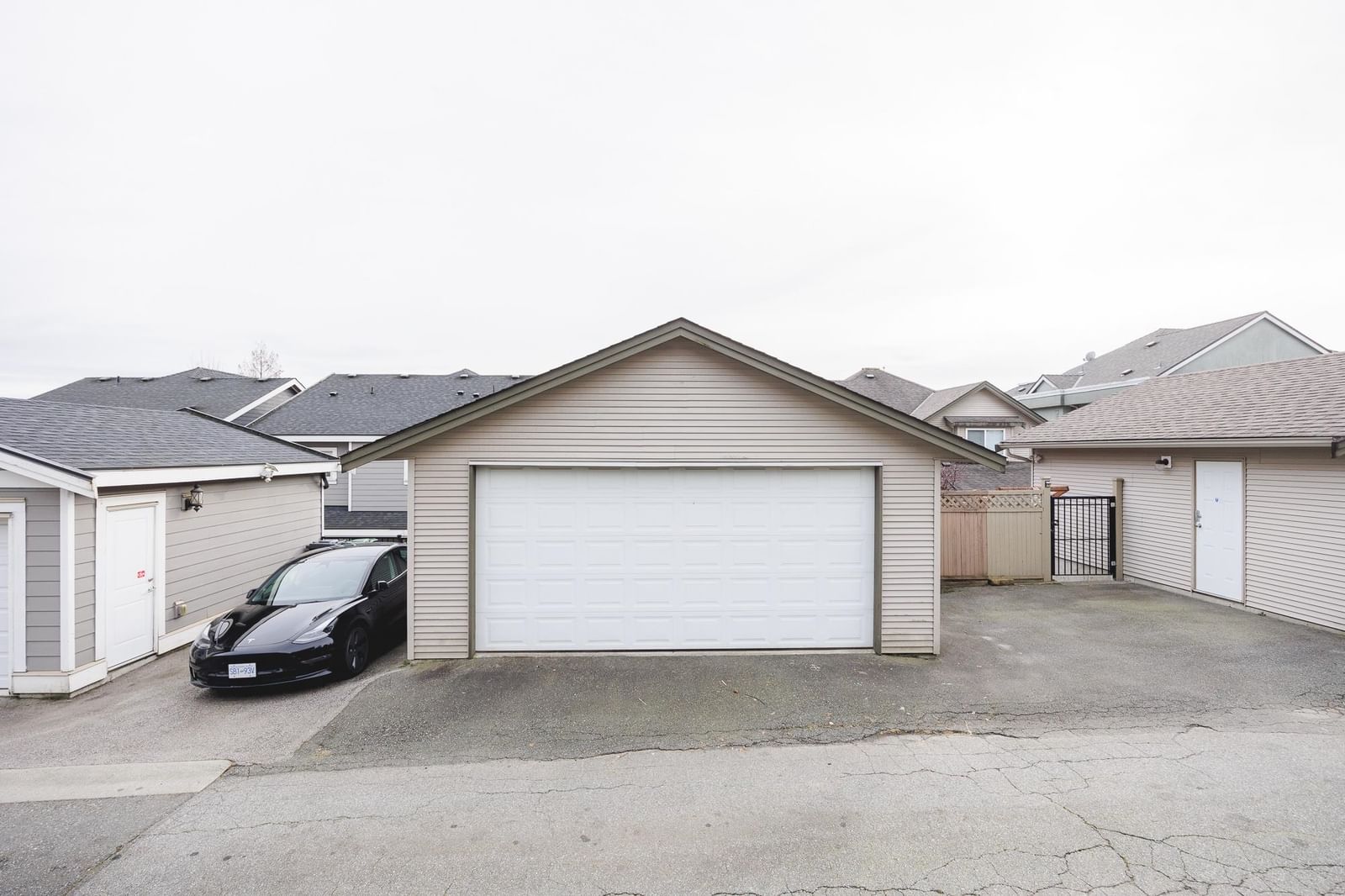 Listing Image 38
