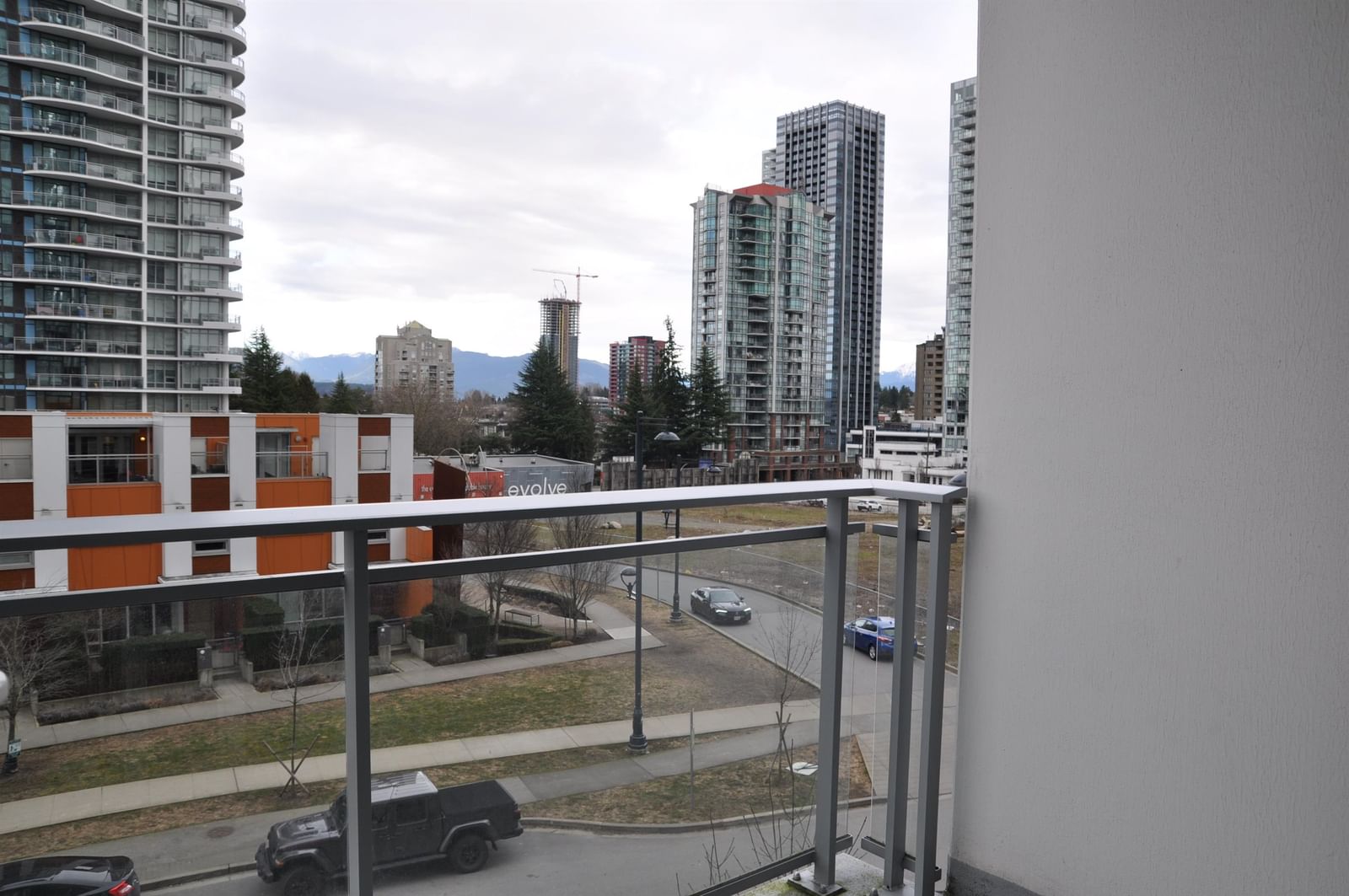 Listing Image 14