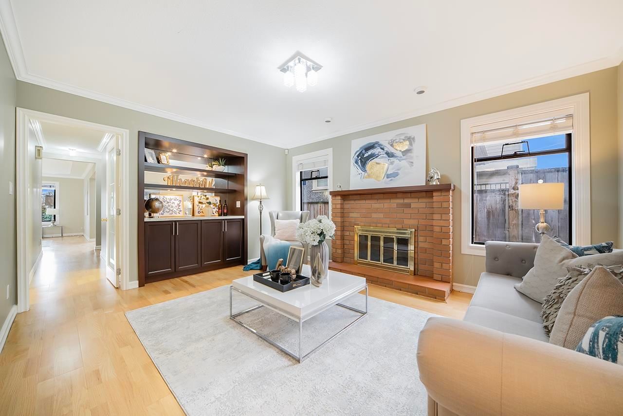 Listing Image 12