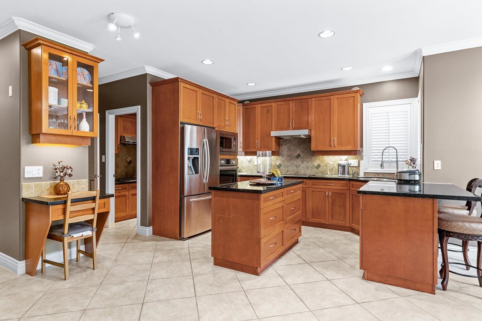Listing Image 15