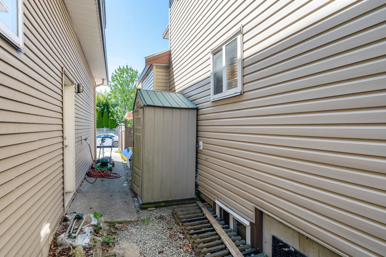 Listing Image 26
