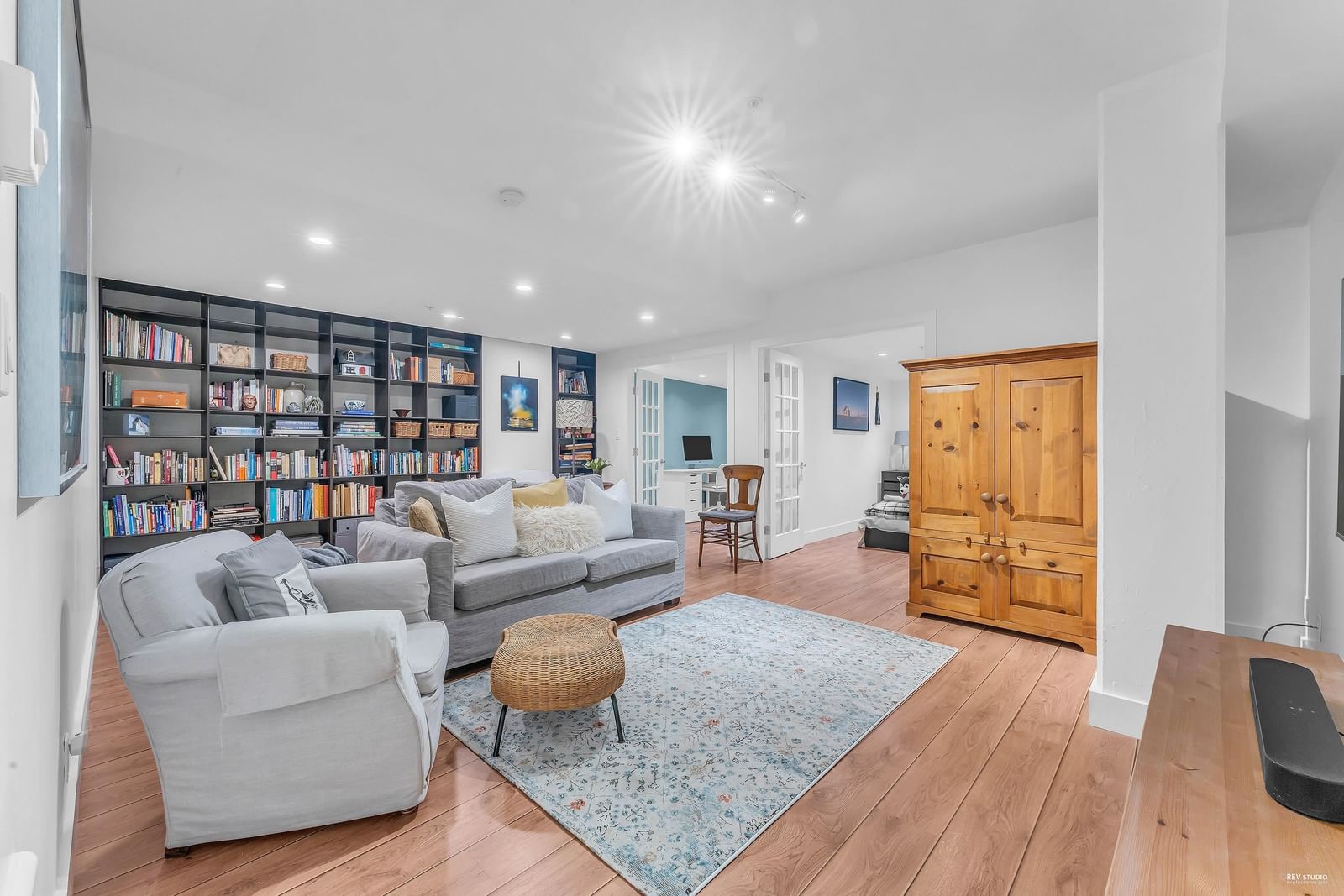 Listing Image 20