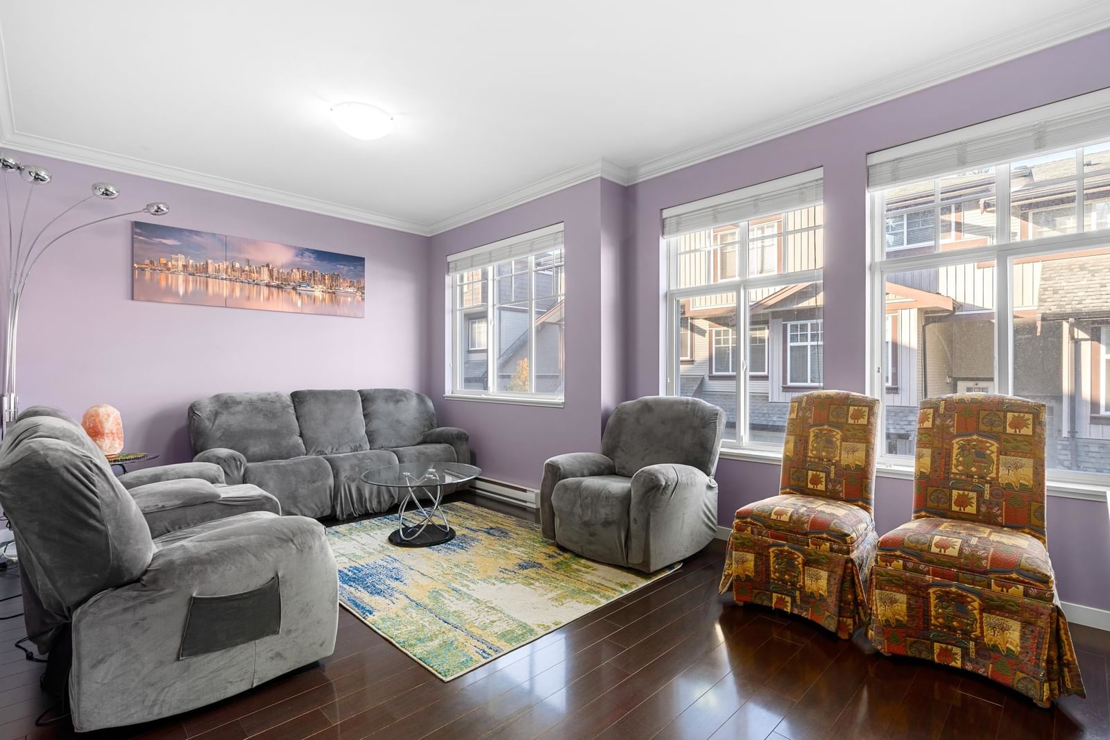Listing Image 19