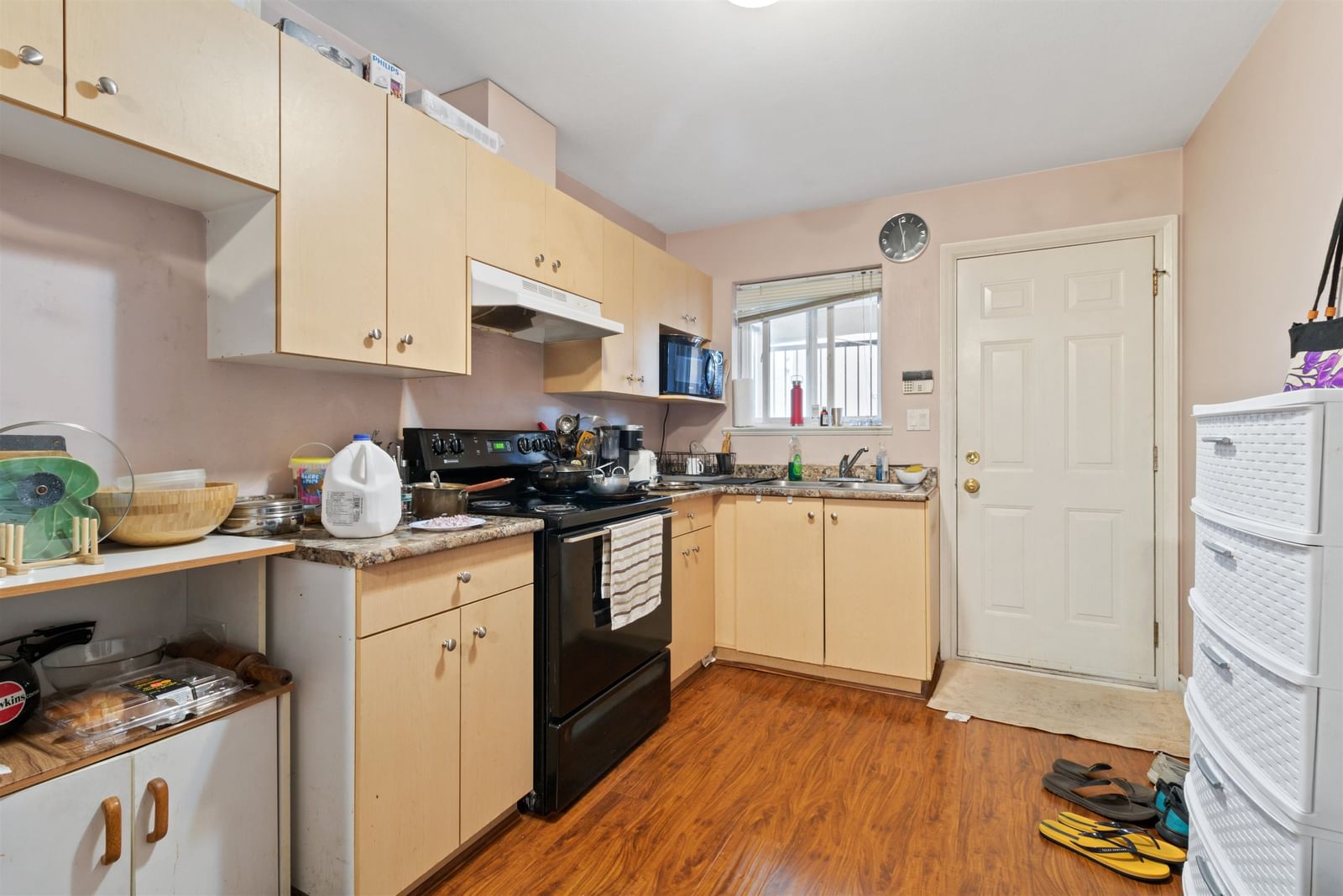 Listing Image 19