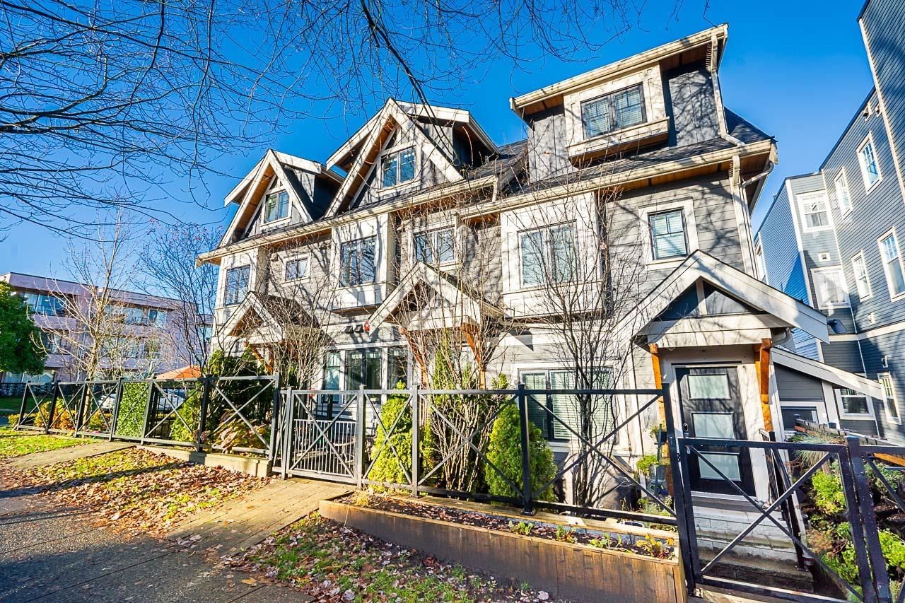 Listing Image 1