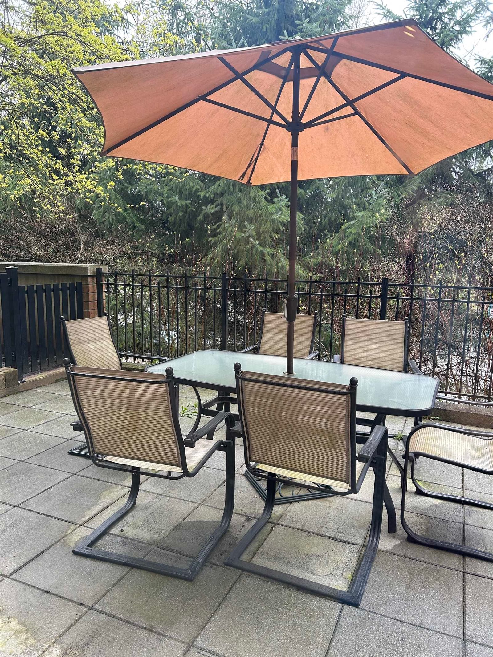 Listing Image 11