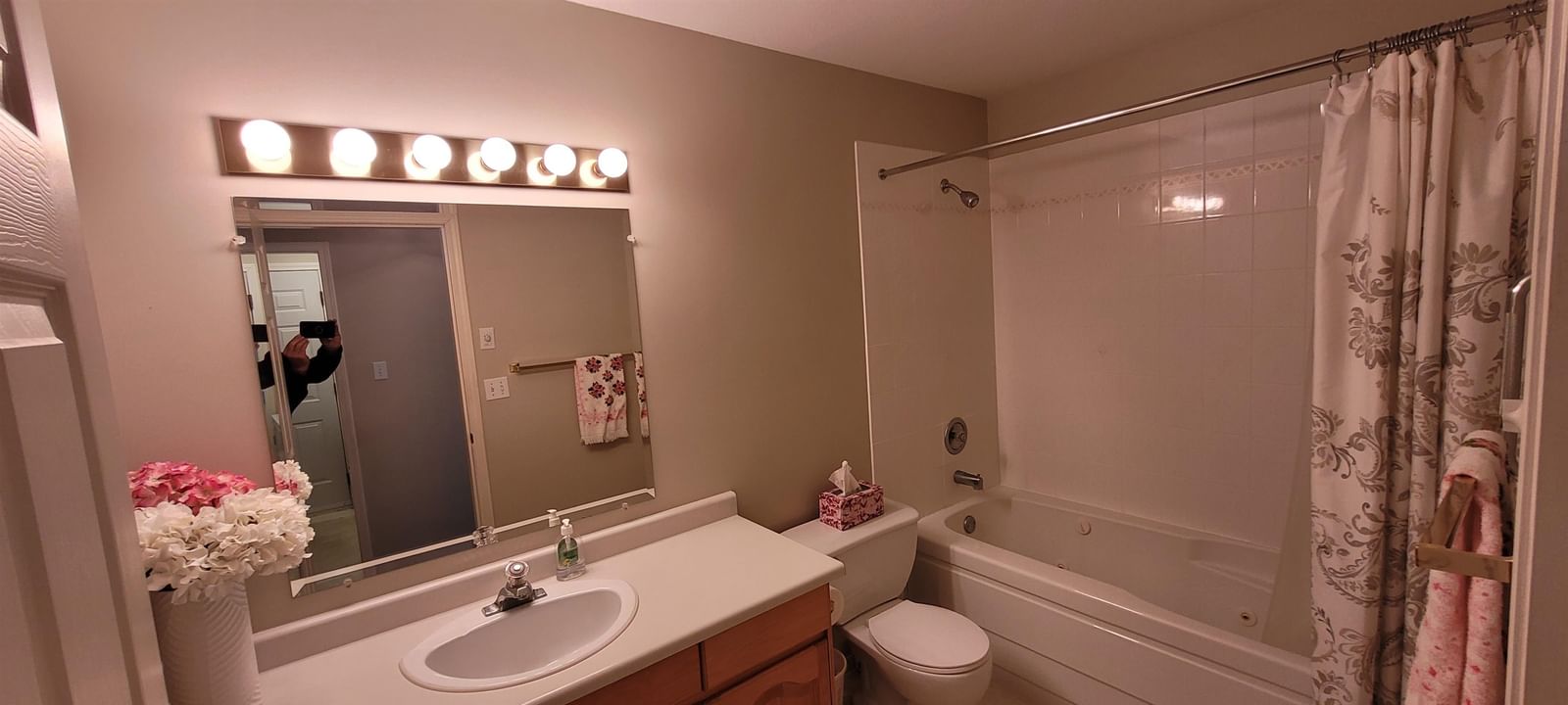 Listing Image 16