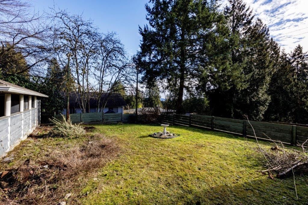 Listing Image 17