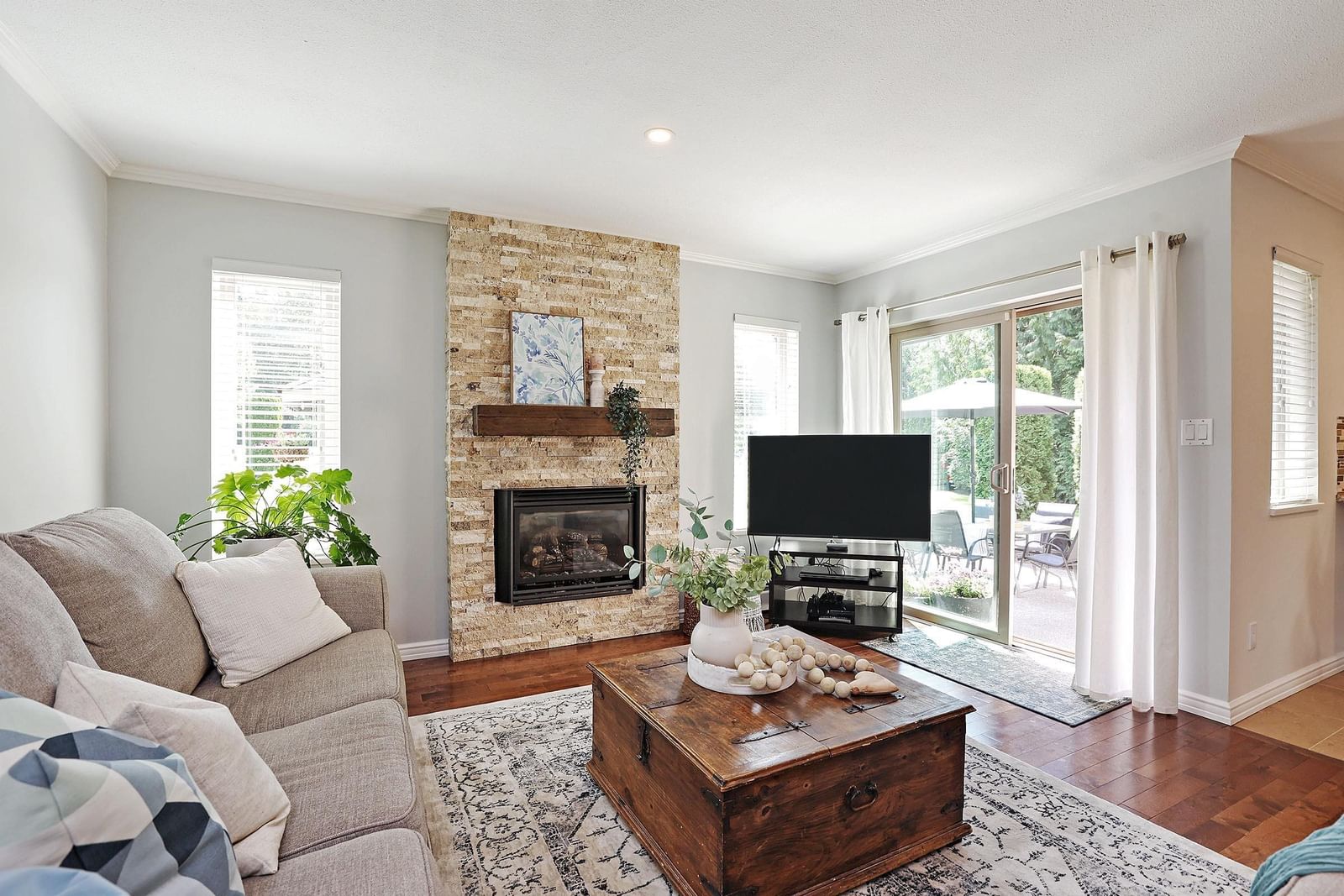 Listing Image 16