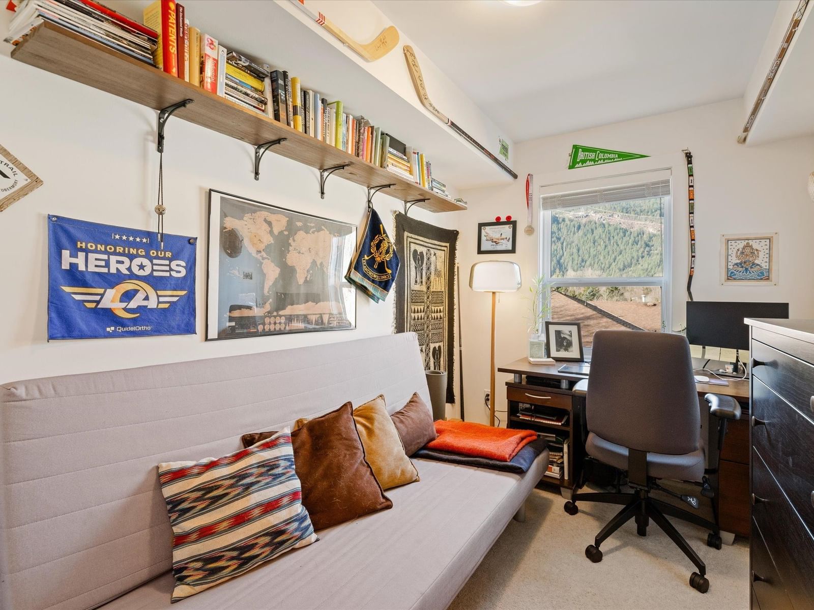 Listing Image 15