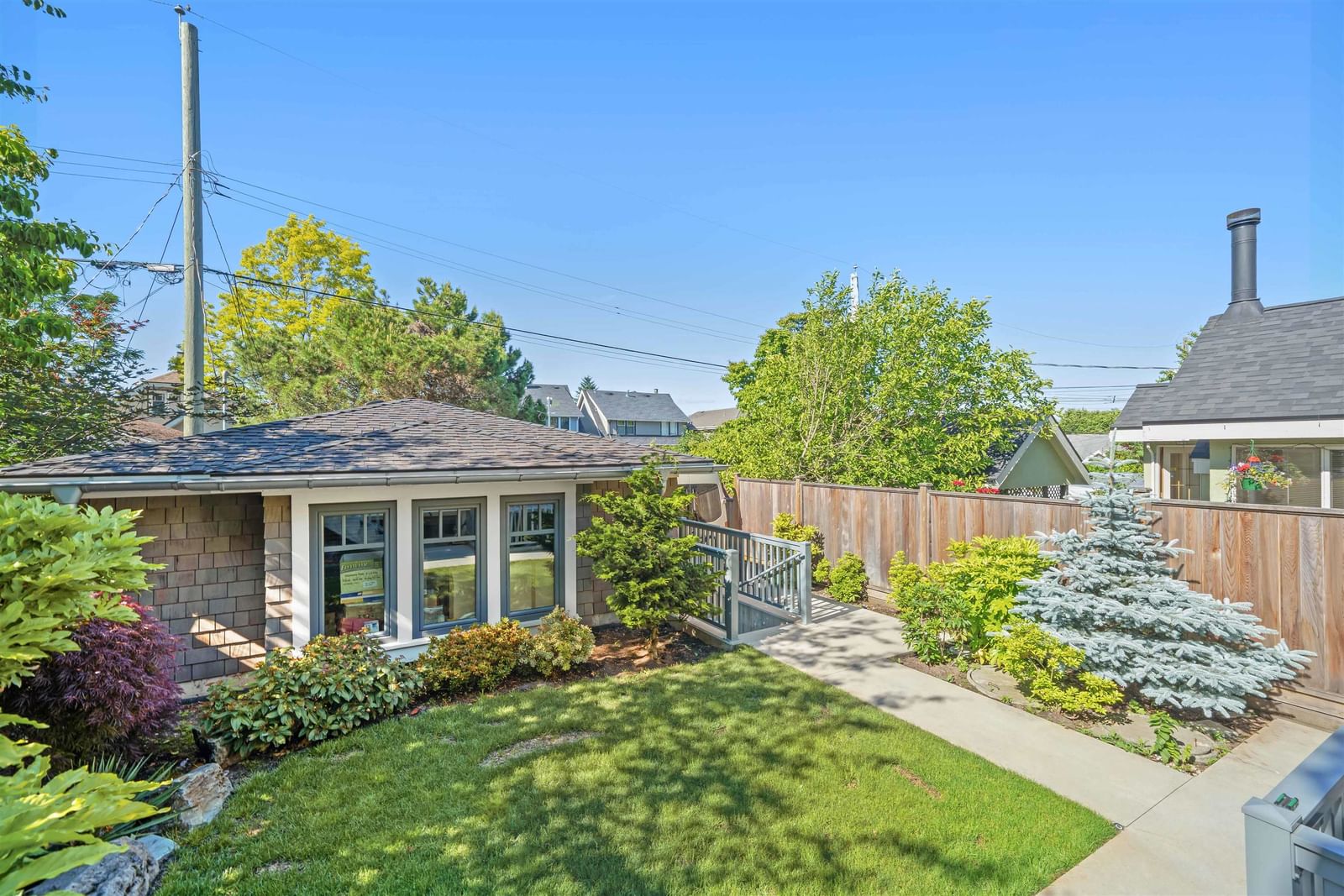 Listing Image 17