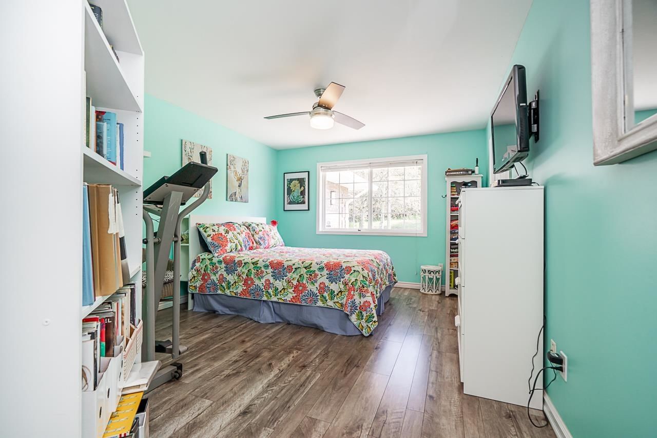 Listing Image 18