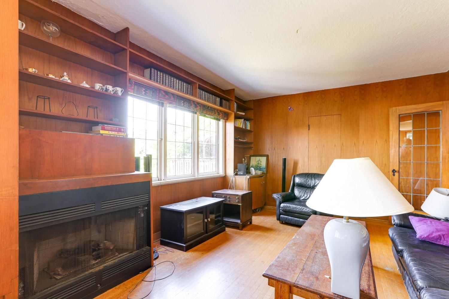 Listing Image 17