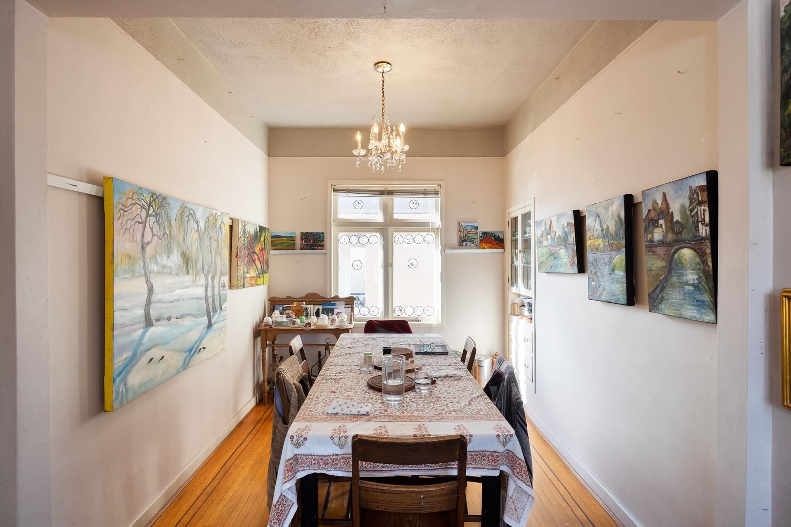 Listing Image 8